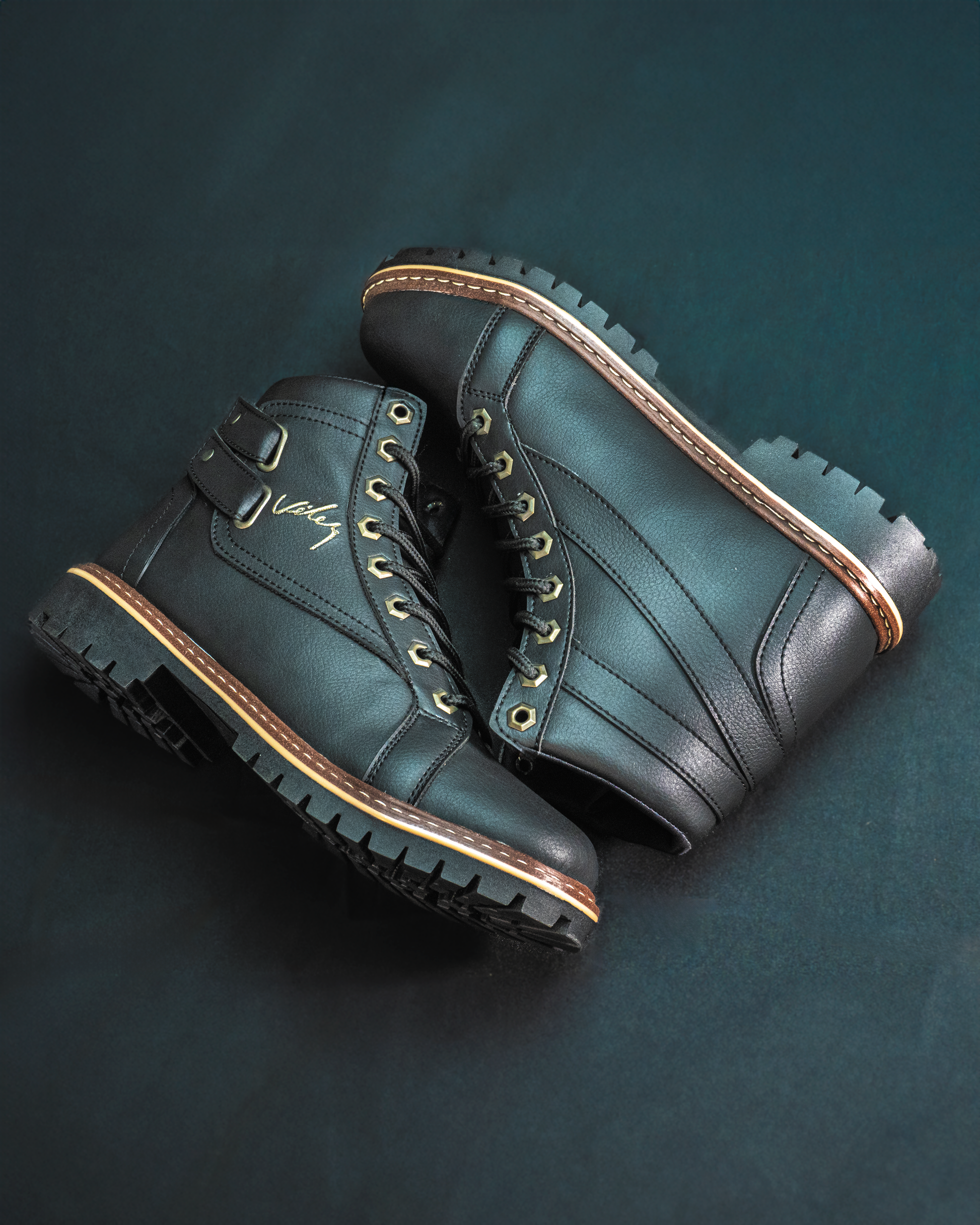 Gray helmet for bikers